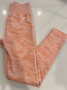 AYBL Peach Camo Leggings - Coral & Light Peach